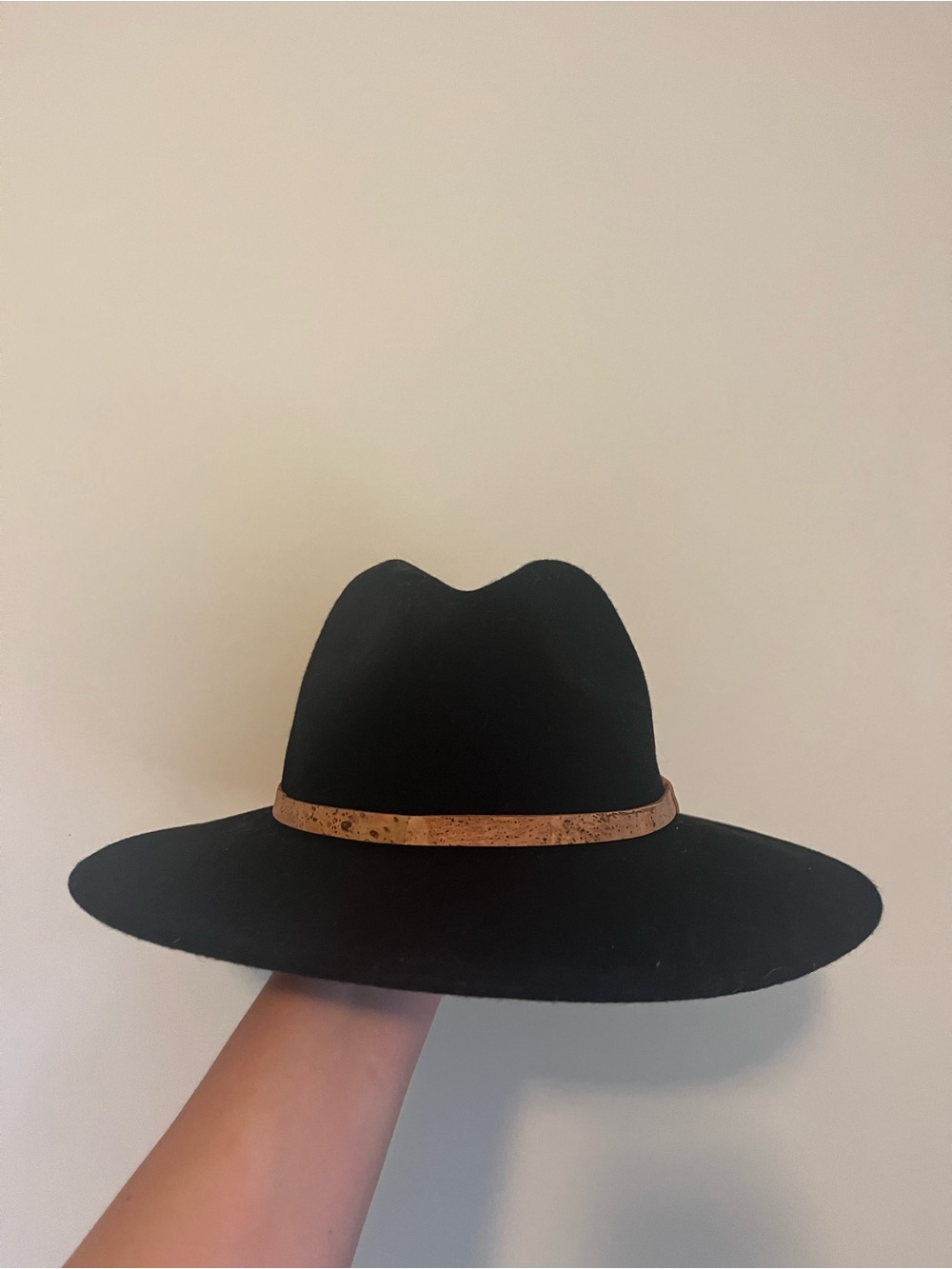 tentree Black Wide-Brim Hat with Tan Trim